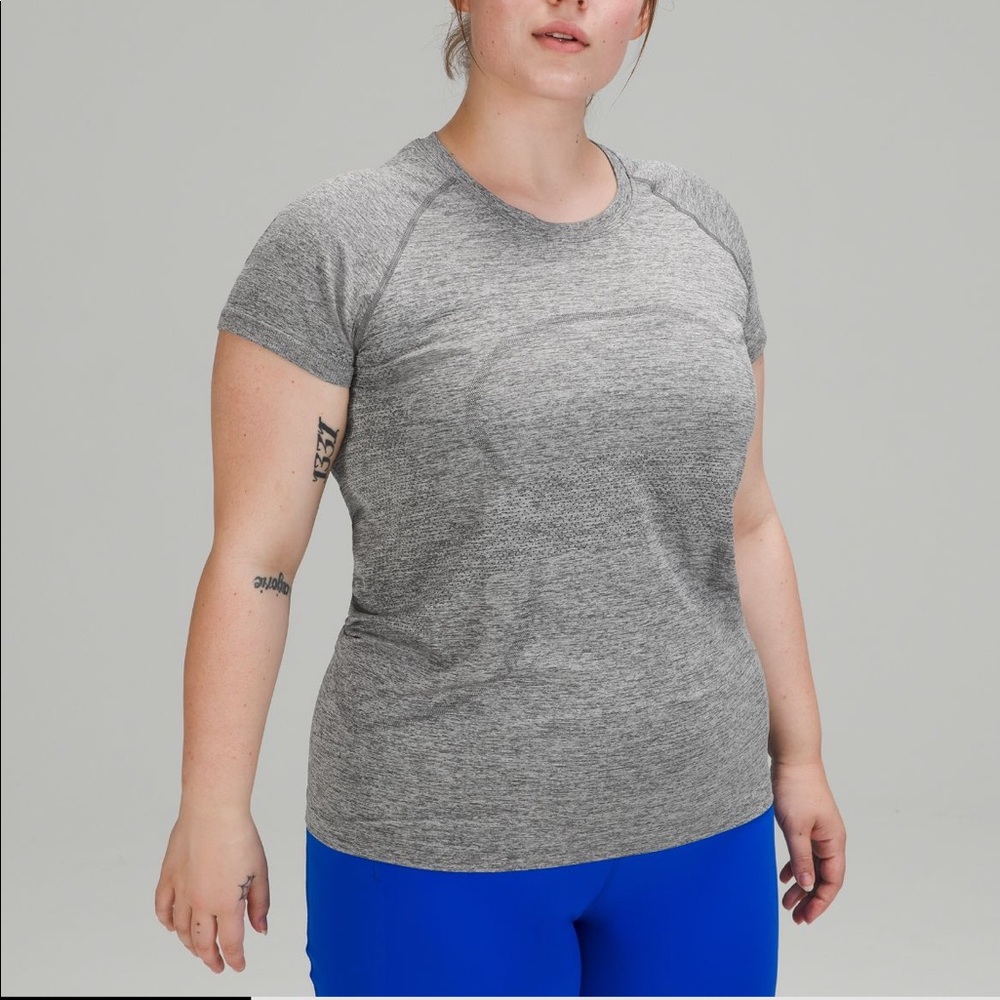 NWOT Lululemon swiftly tech short sleeve 2.0 gray size 8